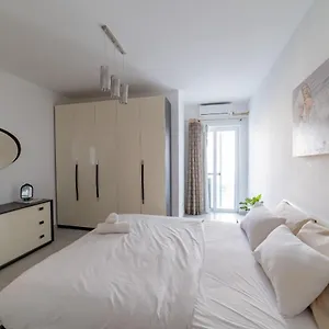 Metrostays St Julian Malta San Ġiljan